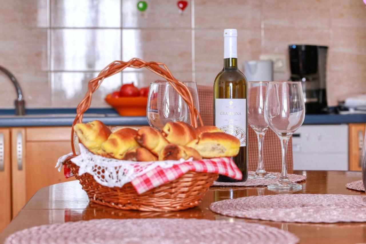Apartment Nena Poljica  Экстерьер фото